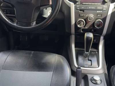 Isuzu Dmax - Image 4