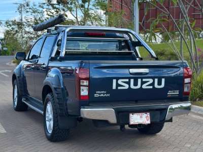 Isuzu Dmax - Image 5