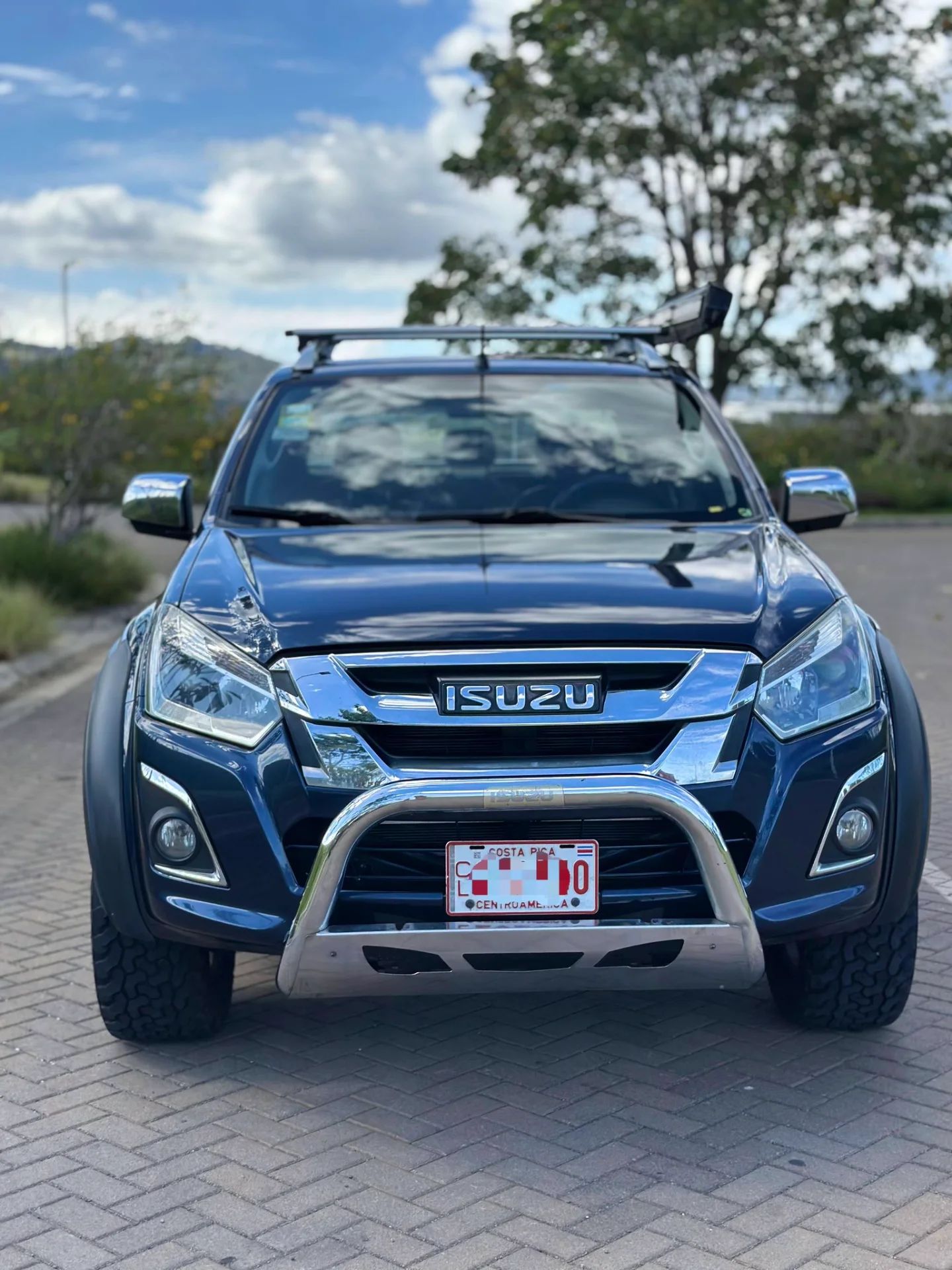 Isuzu Dmax - Image 7