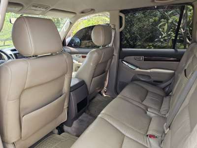 Toyota Prado VX - Image 2