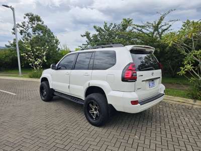 Toyota Prado VX - Image 1