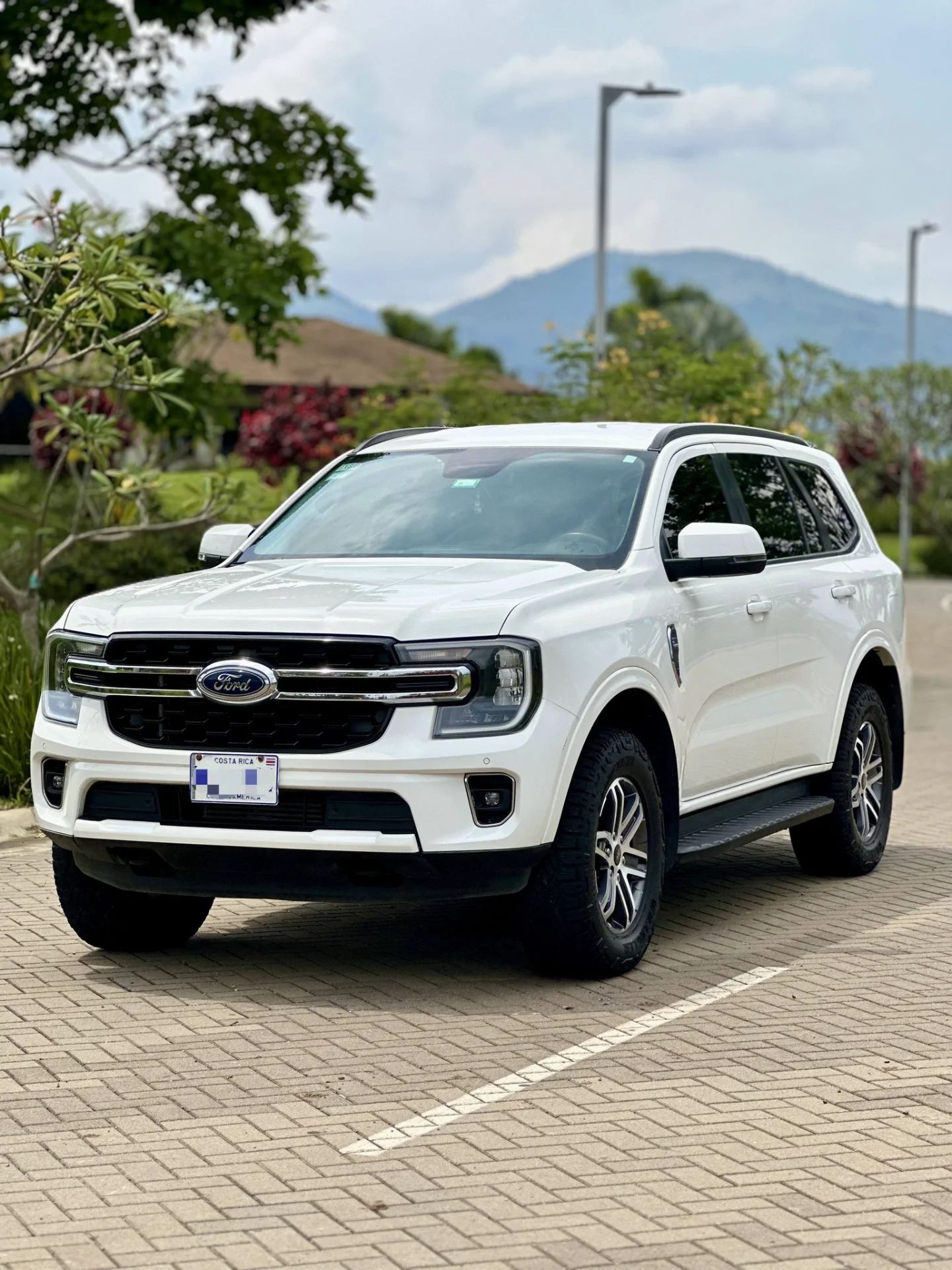 Ford Everest - Image 6