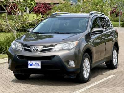 Toyota RAV4 - Image 1