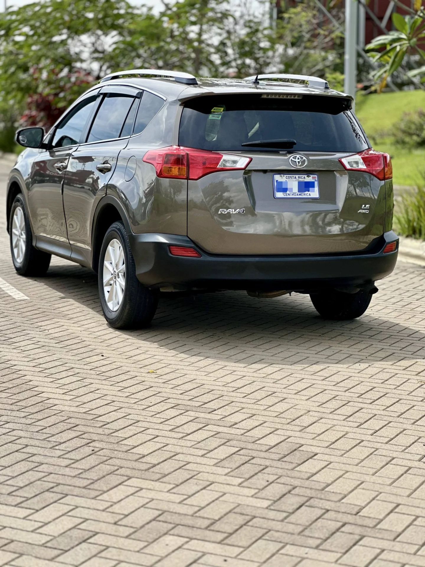 Toyota RAV4 - Image 4