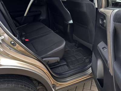 Toyota RAV4 - Image 6