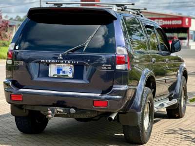 Mitsubishi Montero Sport - Image 3