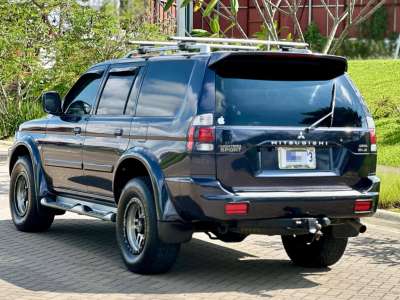 Mitsubishi Montero Sport - Image 5