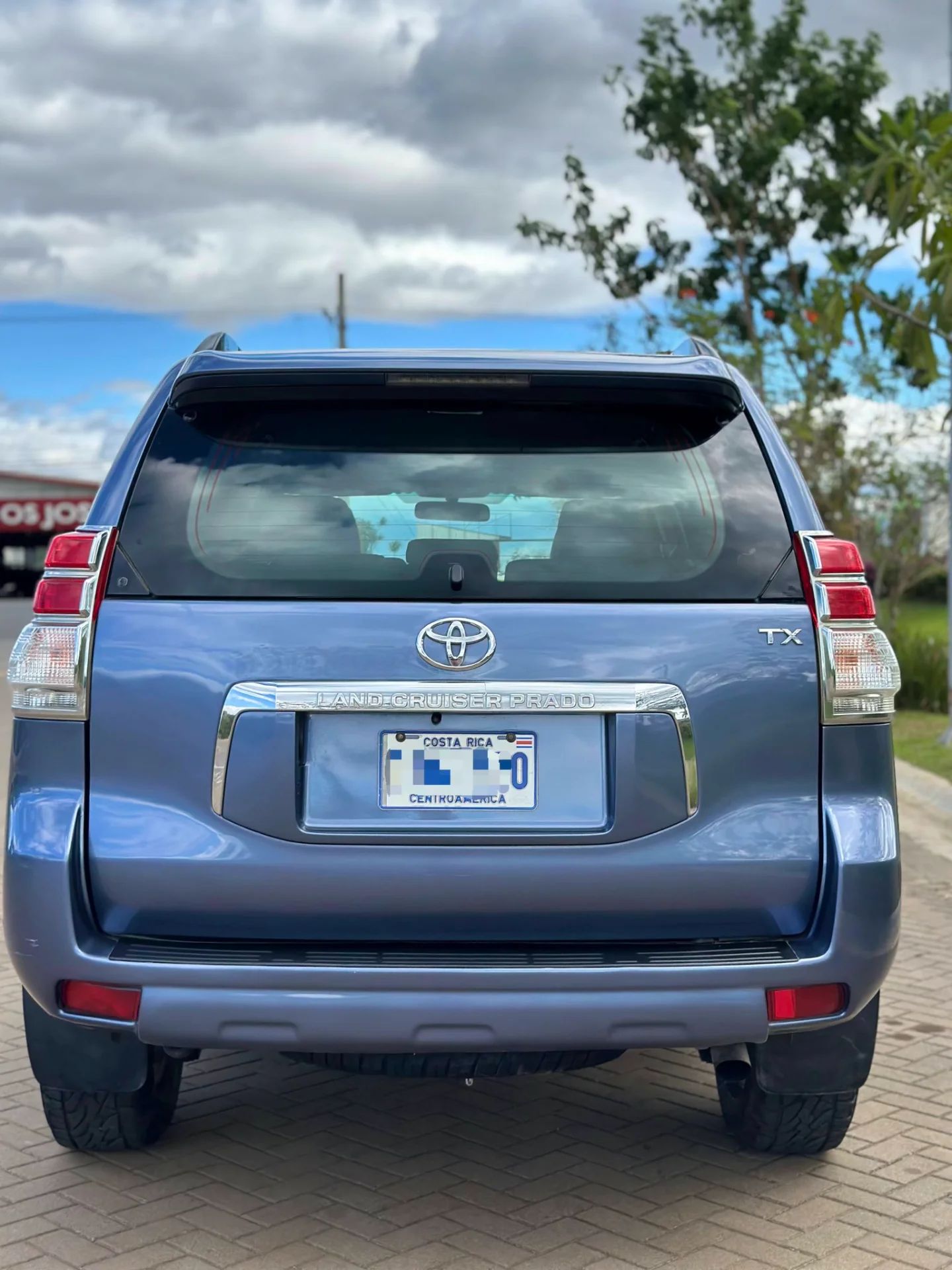 Toyota Prado - Image 2