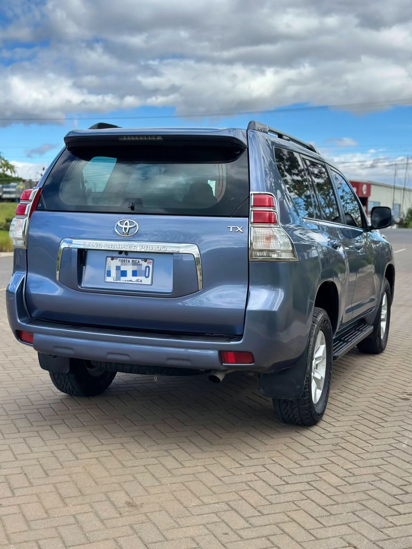 Toyota Prado - Image 6