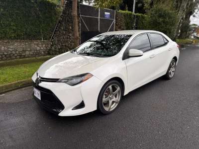 Toyota Corolla - Image 1