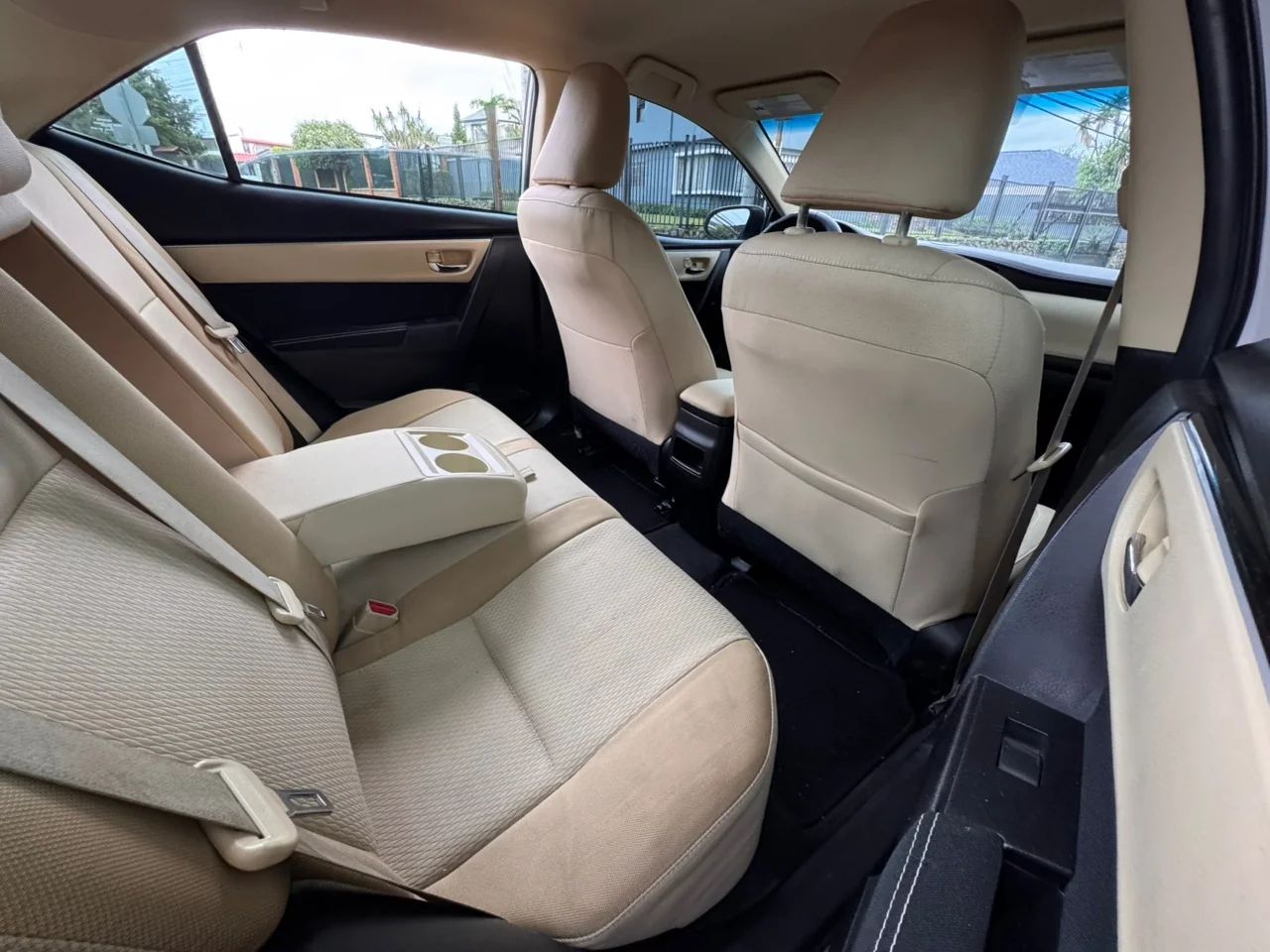 Toyota Corolla - Image 5