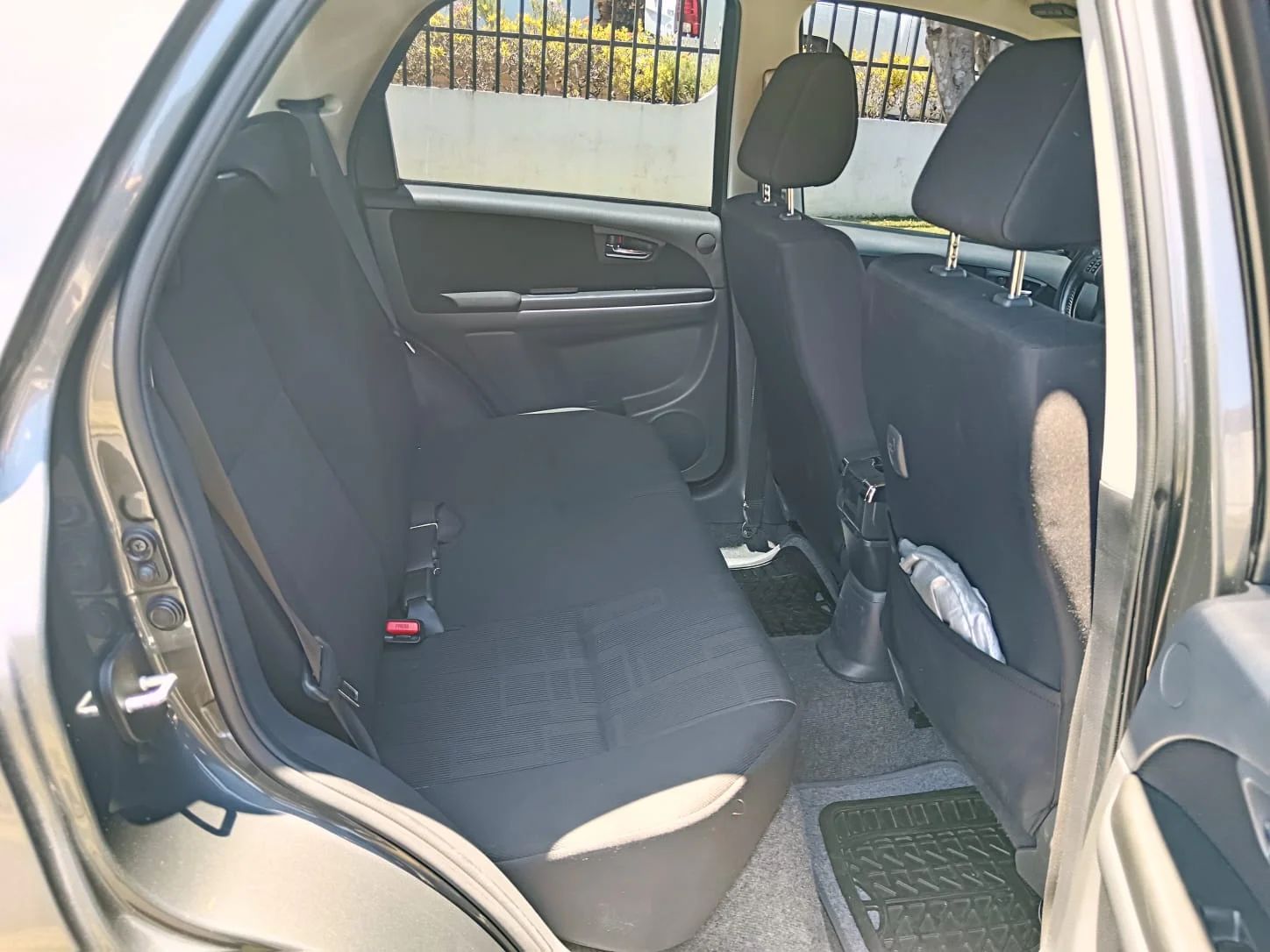 Suzuki SX4 - Image 9