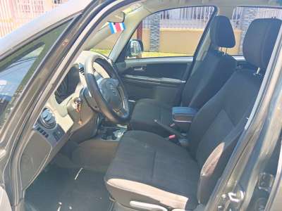 Suzuki SX4 - Image 10