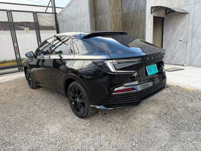 Honda e:NP2 - Image 2