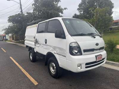 Kia K2500 - Image 2
