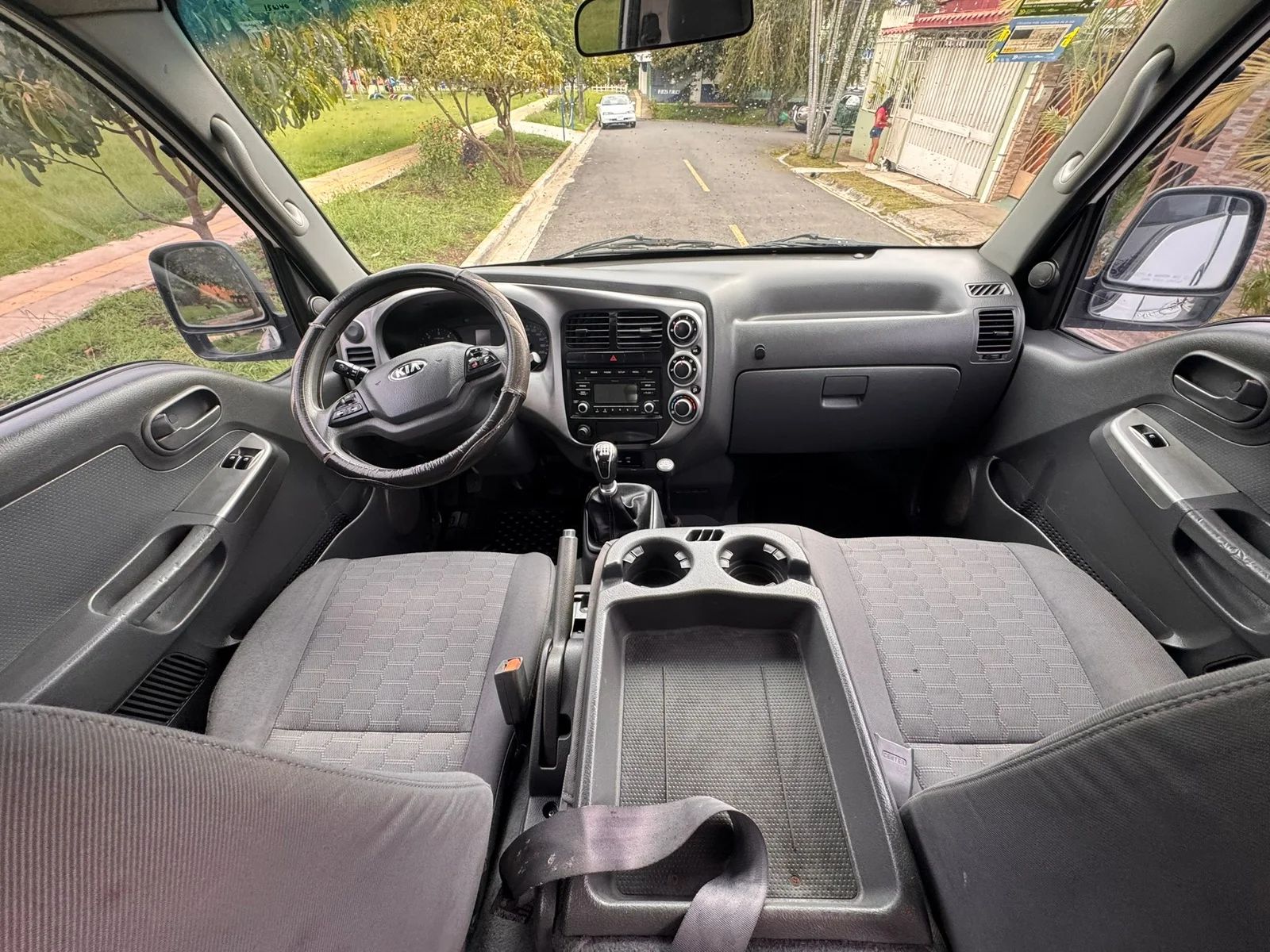 Kia K2500 - Image 6