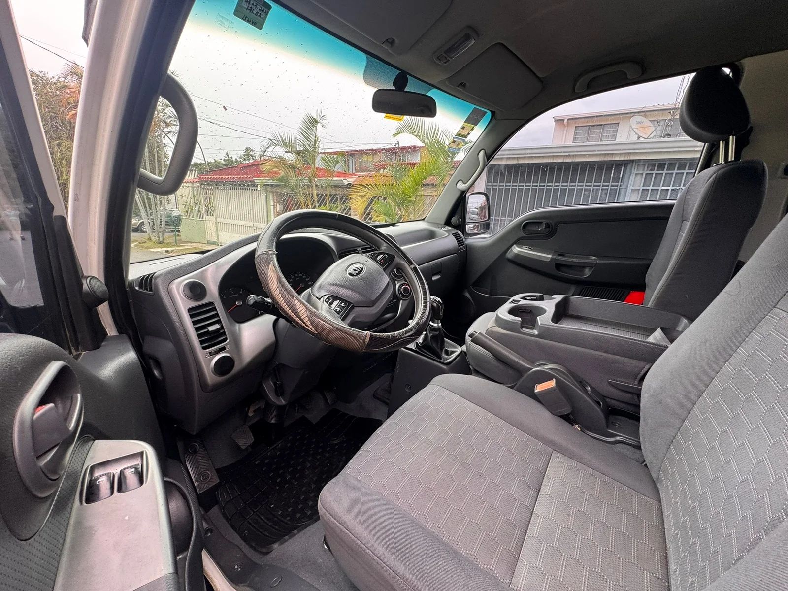 Kia K2500 - Image 7