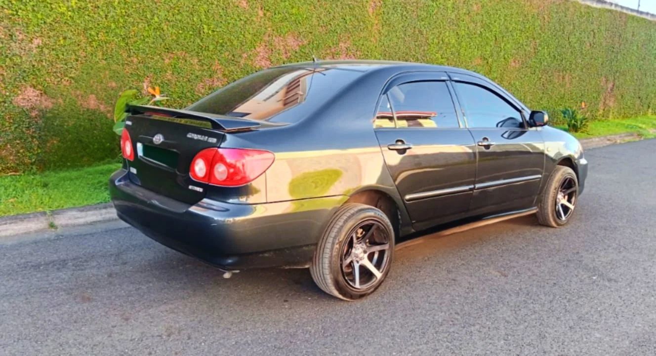 Toyota Corolla Altis XEi - Image 9