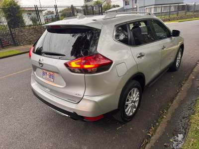 Nissan X-Trail - Image 3