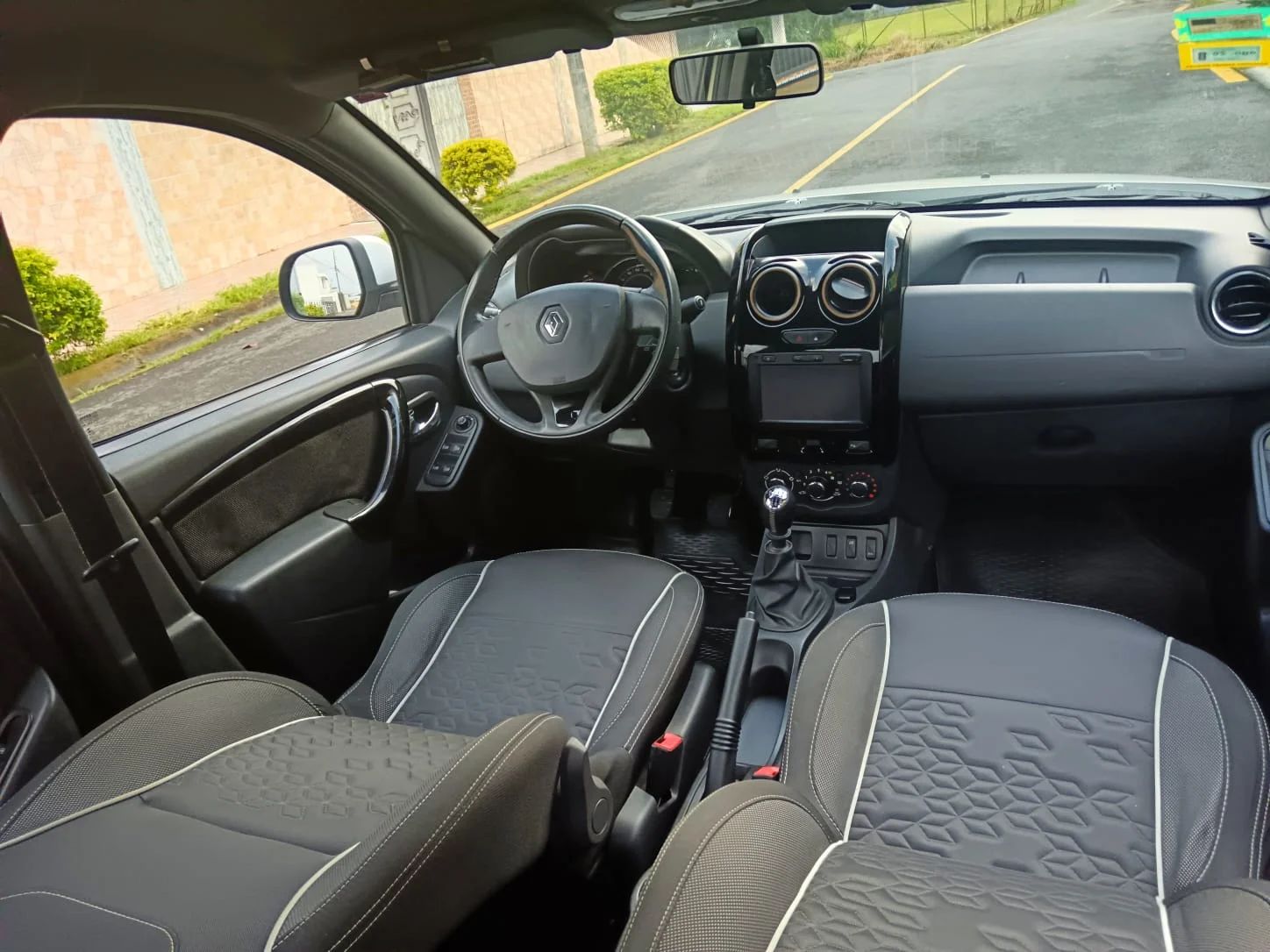 Renault Oroch - Image 6