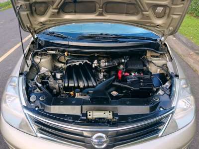 Nissan Tiida - Image 7