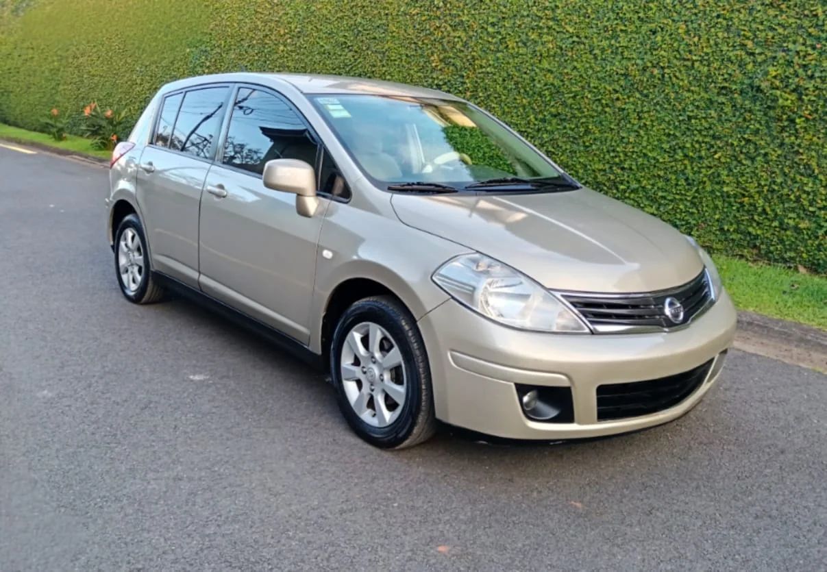 Nissan Tiida - Image 8
