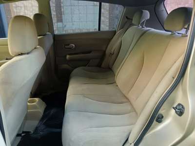 Nissan Tiida - Image 9