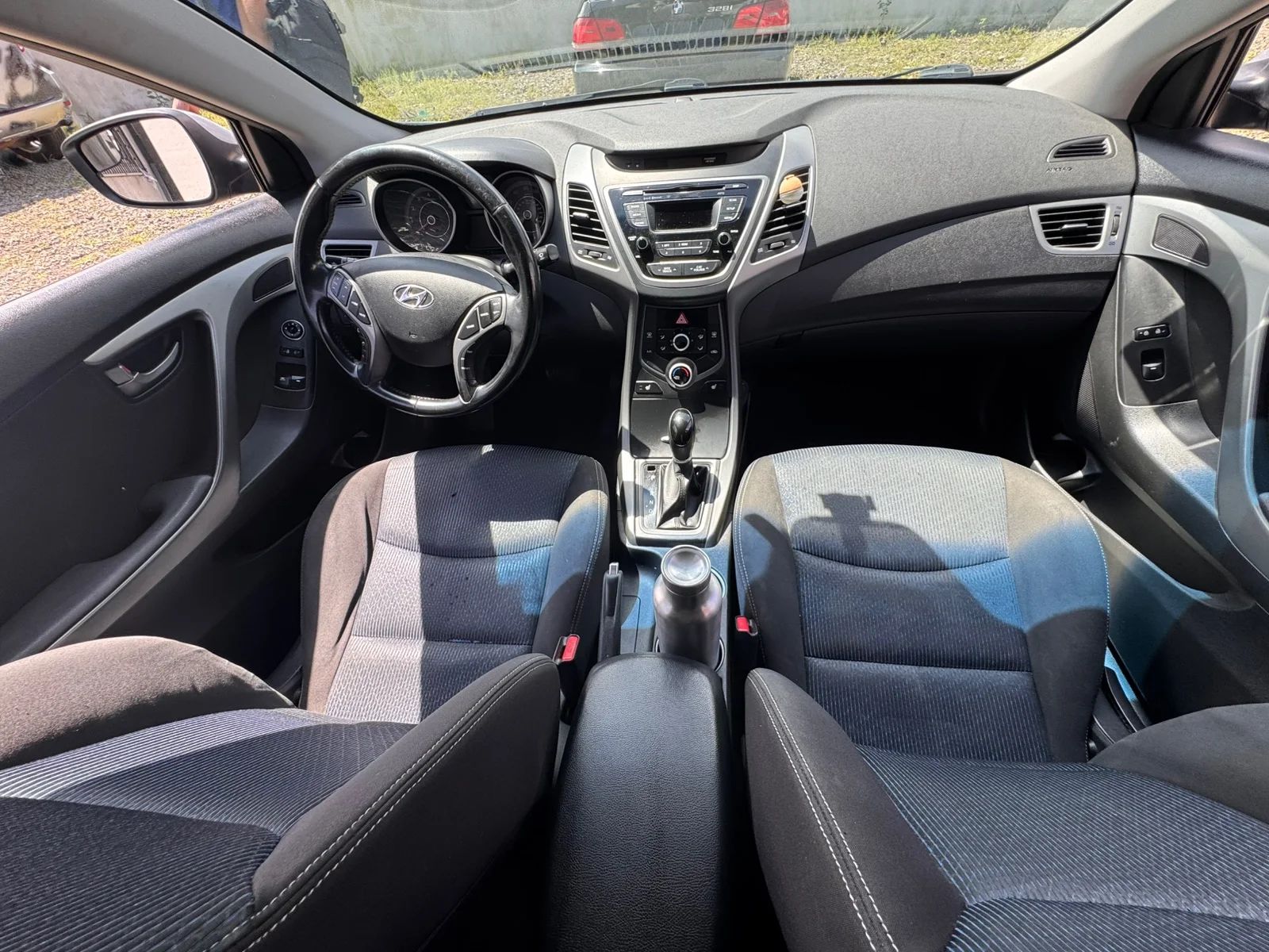 Hyundai Elantra Coupe - Image 8