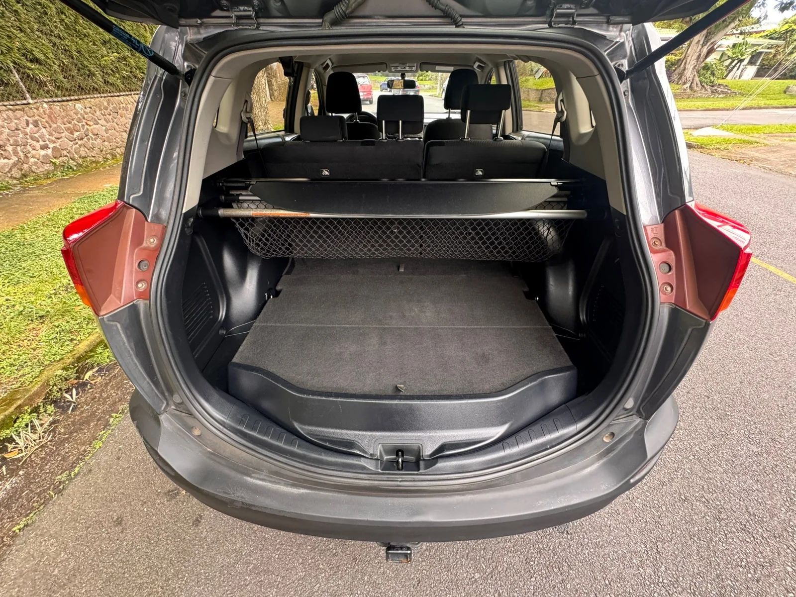 Toyota RAV4 - Image 7