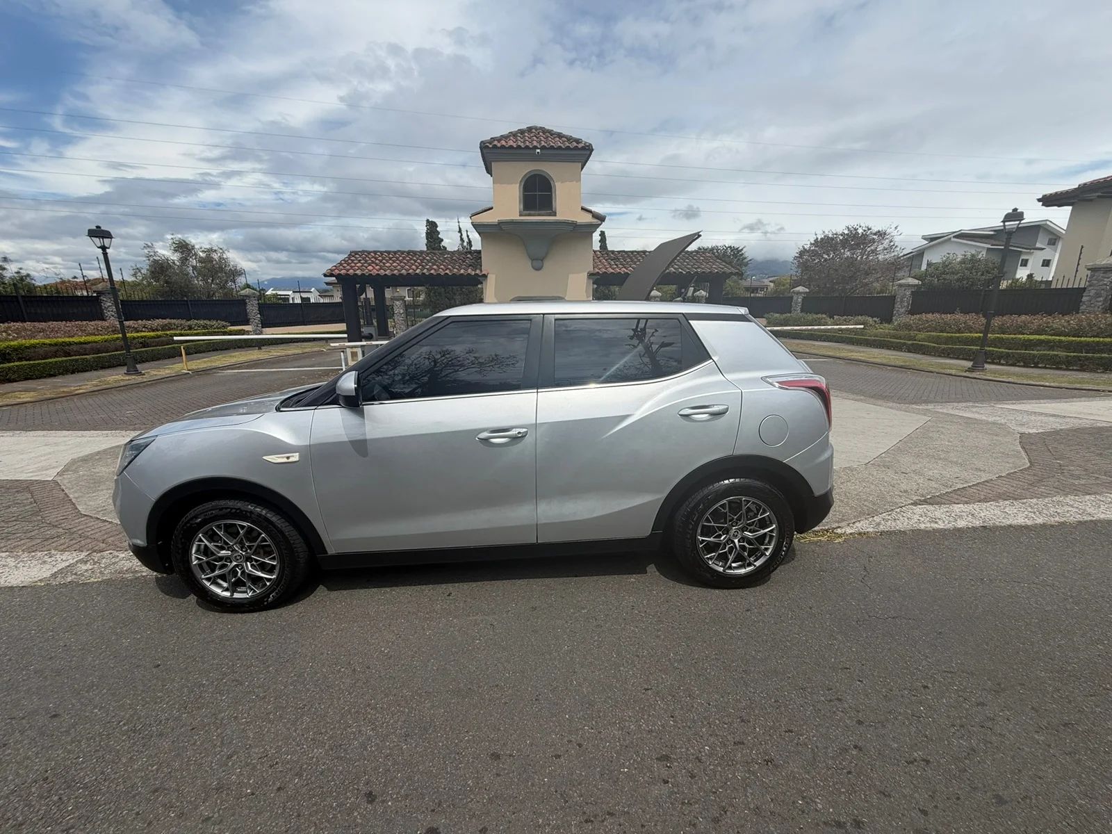 SsangYong Tivoli - Image 3