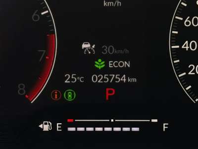 Honda Civic - Image 10