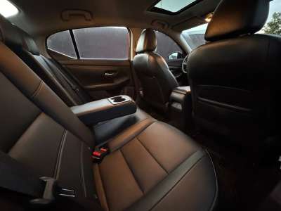 Nissan Sentra - Image 7