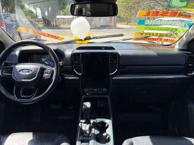 Ford Everest - Image 8
