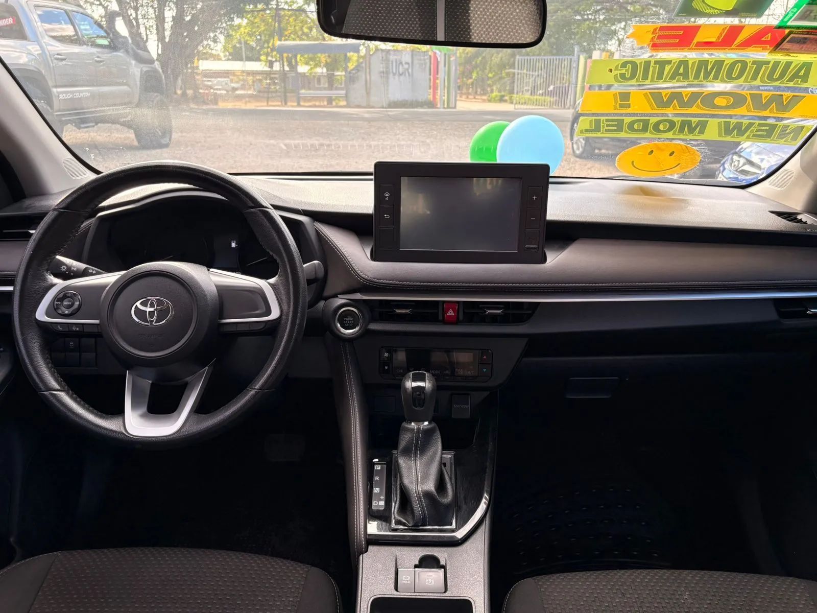 Toyota Yaris - Image 6