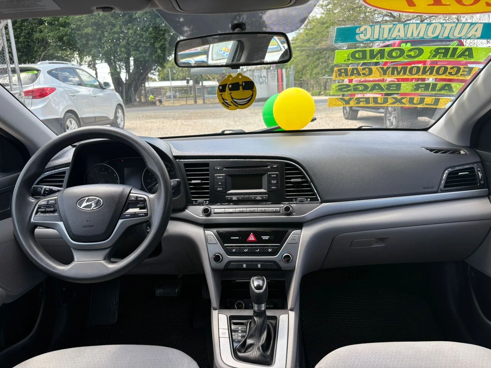 Hyundai Elantra - Image 6