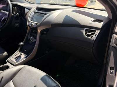 Hyundai Avante - Image 7