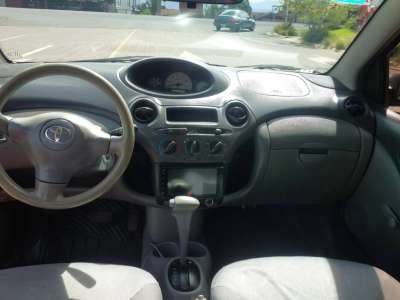 Toyota Echo - Image 6