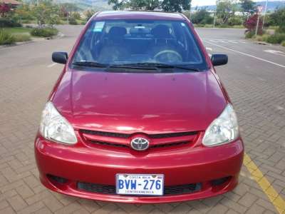 Toyota Echo - Image 1