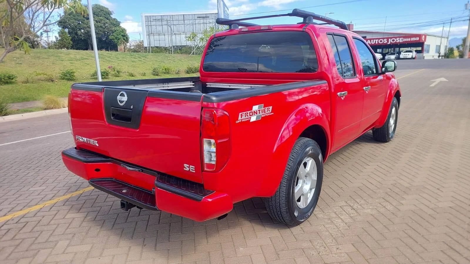Nissan Frontier - Image 10