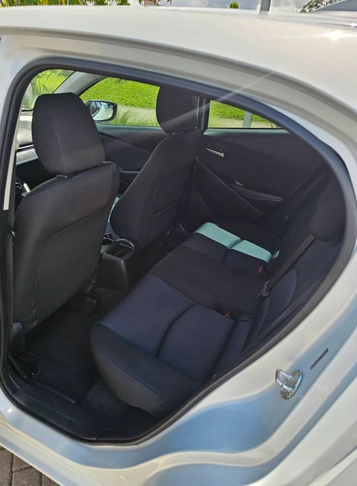 Toyota Yaris - Image 2