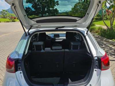 Toyota Yaris - Image 5