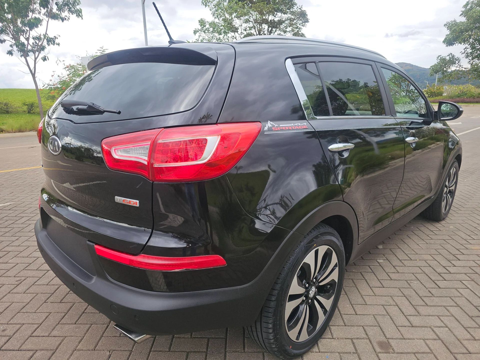 Kia Sportage - Image 10