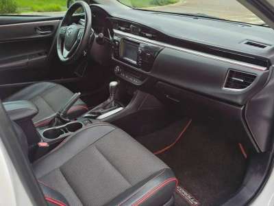 Toyota Corolla - Image 4