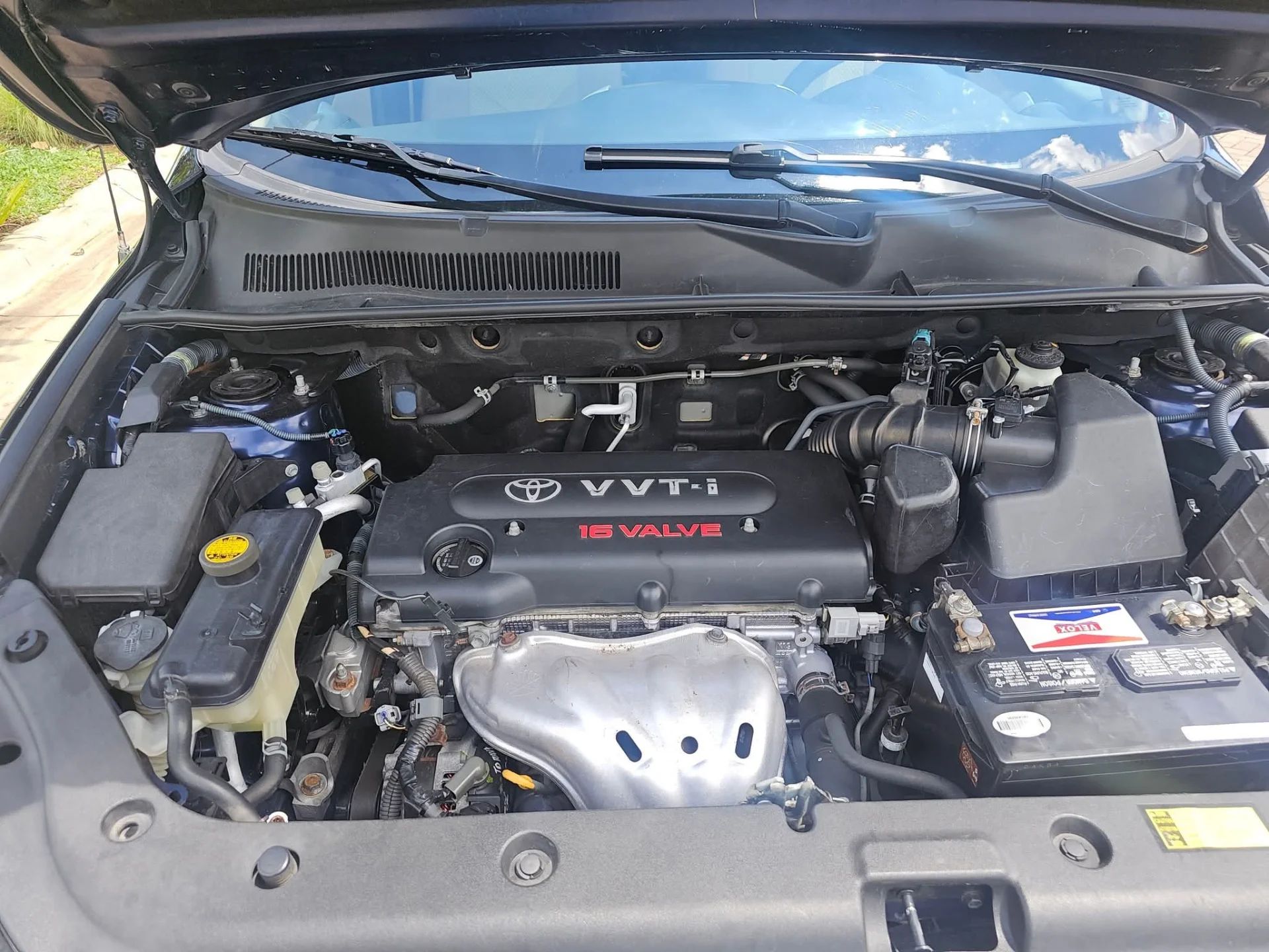 Toyota RAV4 - Image 2