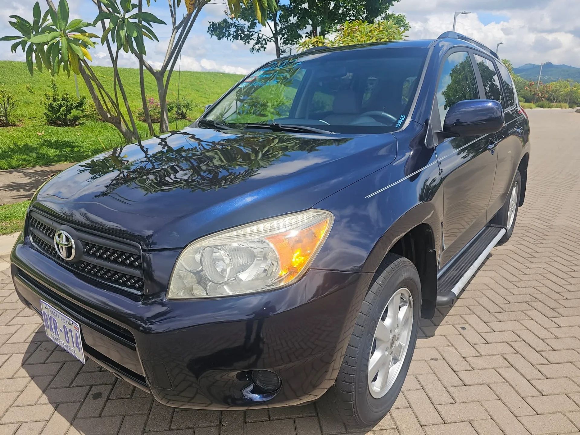 Toyota RAV4 - Image 3