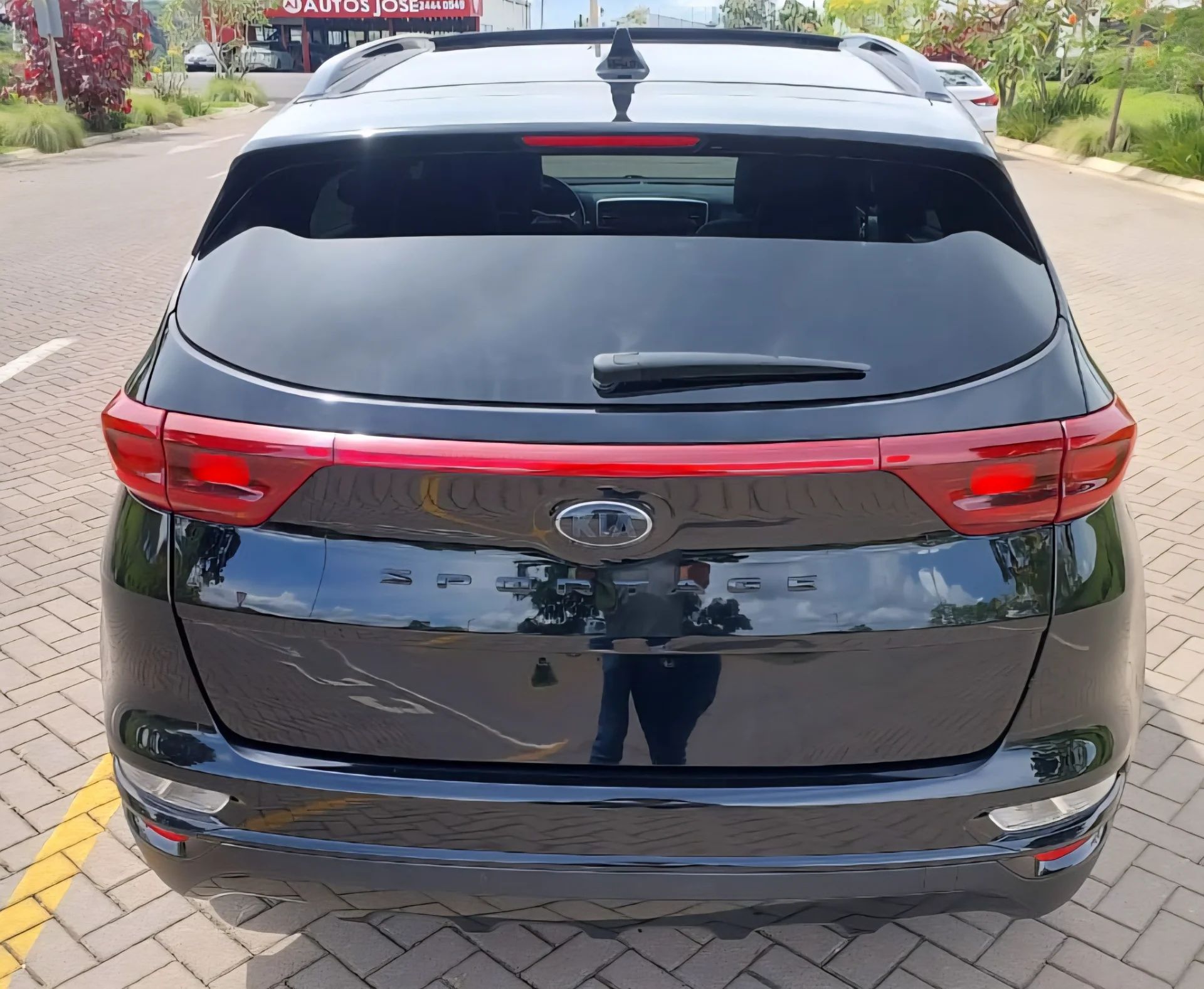 Kia Sportage - Image 10