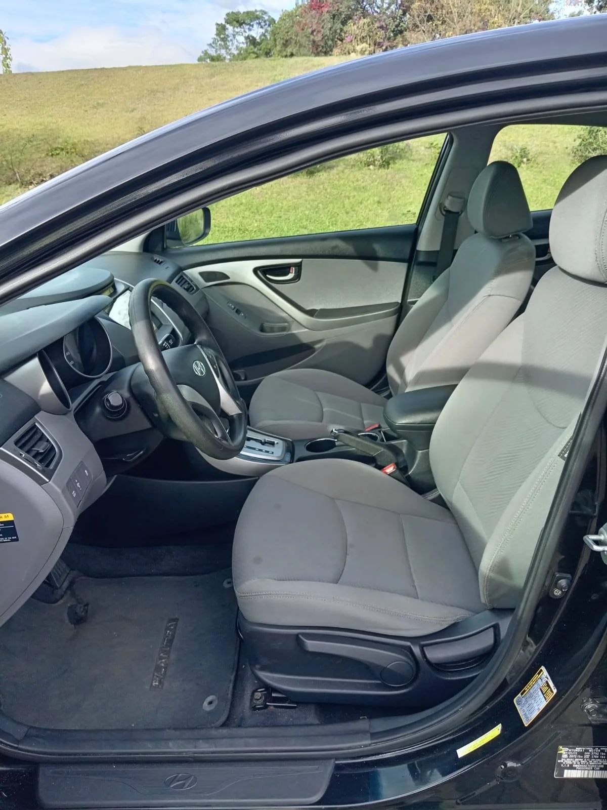 Hyundai Elantra - Image 6