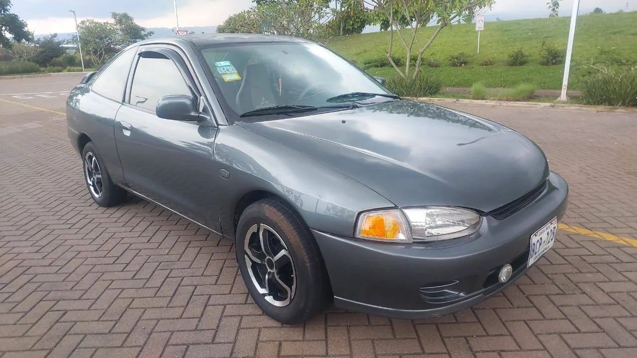 Mitsubishi Mirage - Image 5