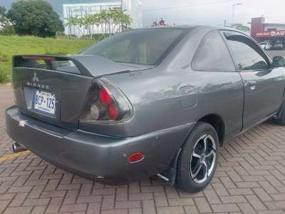 Mitsubishi Mirage - Image 7