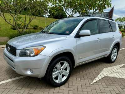 Toyota RAV4 - Image 5